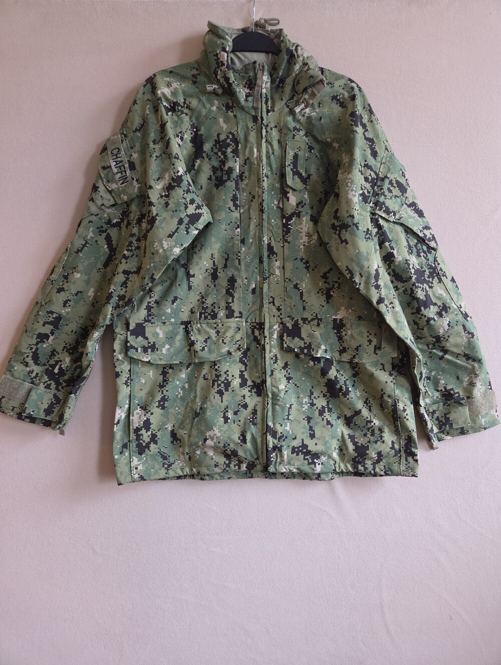 US Navy Type III Parka Working Men’s Medium Long Green Digital Camo